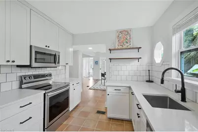 2723 Second St, Fort Myers, FL 33916 - Photo 11