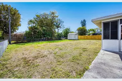 11771 Iona Rd, Fort Myers, FL 33908 - Photo 27