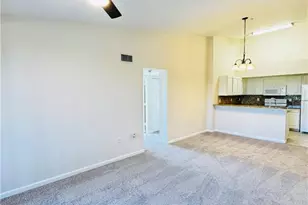 4127 Residence Drive, Fort Myers, FL 33901 - Photo 9