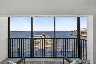 2711 1st St #203, Fort Myers, FL 33916 - Photo 5