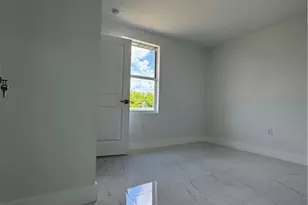 3015 4th St SW, Lehigh Acres, FL 33976 - Photo 21