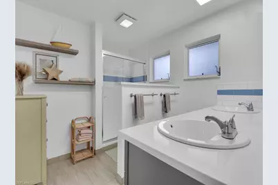 1537 Covington Cir E, Fort Myers, FL 33919 - Photo 15