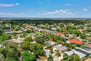 1537 Covington Cir E, Fort Myers, FL 33919 - Photo 3