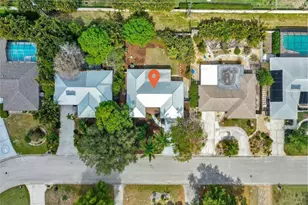 1537 Covington Cir E, Fort Myers, FL 33919 - Photo 27