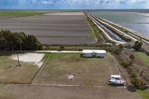 344 Pine Ln, Clewiston, FL 33440 - Photo 3