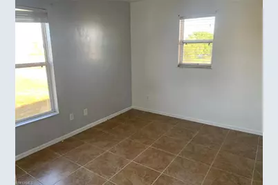 30 NE 24th Ter, Cape Coral, FL 33909 - Photo 9