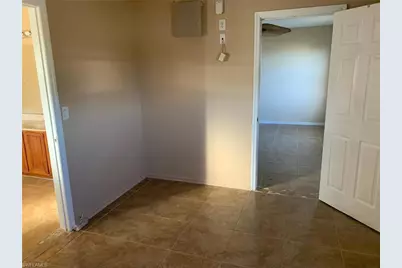 30 NE 24th Ter, Cape Coral, FL 33909 - Photo 7