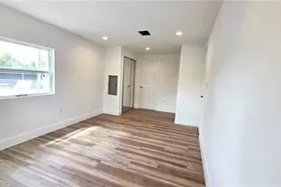 8180 Suncoast Dr, North Fort Myers, FL 33917 - Photo 19