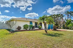 2404 SE 16th St, Cape Coral, FL 33990 - Photo 29
