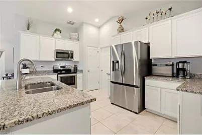 3516 SW 8th Pl, Cape Coral, FL 33914 - Photo 15