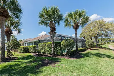 10615 Camarelle Cir, Fort Myers, FL 33913 - Photo 5