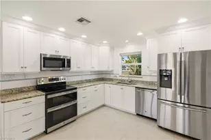 2859 Cheryl St, Matlacha, FL 33993 - Photo 9