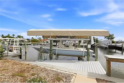 2859 Cheryl St, Matlacha, FL 33993 - Photo 5