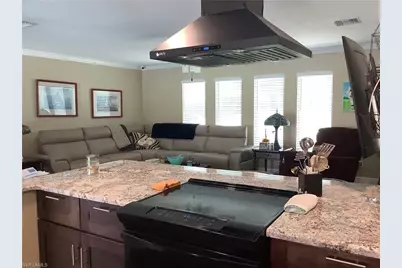 107 SE 39th St, Cape Coral, FL 33904 - Photo 15