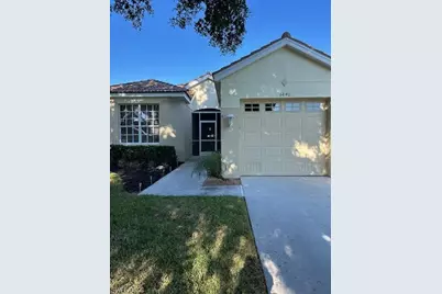 8840 Middlebrook Dr, Fort Myers, FL 33908 - Photo 9