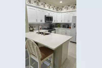 8840 Middlebrook Dr, Fort Myers, FL 33908 - Photo 3