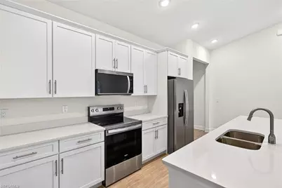 622 SW 30th Ter, Cape Coral, FL 33914 - Photo 11