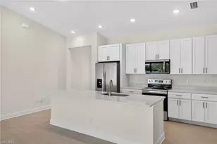 133 SW 9th Pl, Cape Coral, FL 33991 - Photo 15