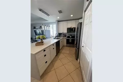 13130 Broadhurst Loop #406, Fort Myers, FL 33919 - Photo 9