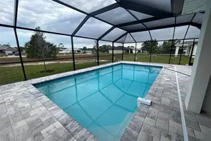 3462 NE 10th Pl, Cape Coral, FL 33909 - Photo 17