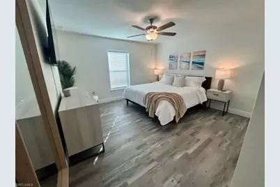 3462 NE 10th Pl, Cape Coral, FL 33909 - Photo 9