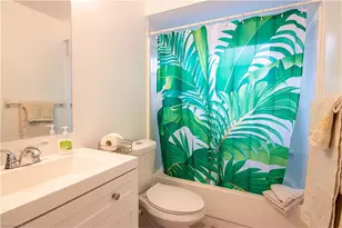 1913 SE 15th Pl, Cape Coral, FL 33990 - Photo 17