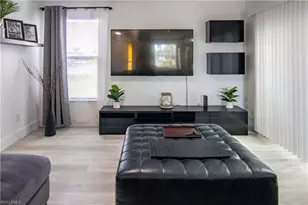 1913 SE 15th Pl, Cape Coral, FL 33990 - Photo 7