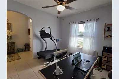 4102 SW 14th Pl, Cape Coral, FL 33914 - Photo 5