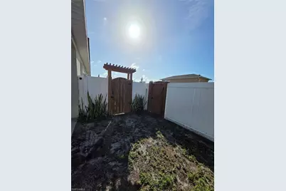 4102 SW 14th Pl, Cape Coral, FL 33914 - Photo 39