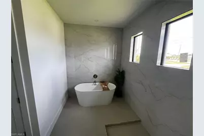 1316 NE 33rd St, Cape Coral, FL 33909 - Photo 7