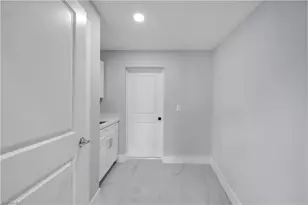 2600 38th St SW, Lehigh Acres, FL 33976 - Photo 31