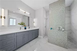 2713 10th St W, Lehigh Acres, FL 33971 - Photo 11