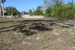 7757 Breakwater Ct, Bokeelia, FL 33922 - Photo 15