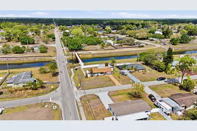 401 E Jasmine Rd, Lehigh Acres, FL 33936 - Photo 41