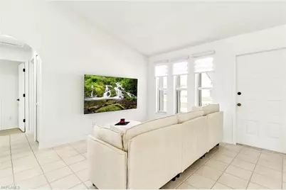 3019 SW 14th Ct, Cape Coral, FL 33914 - Photo 13