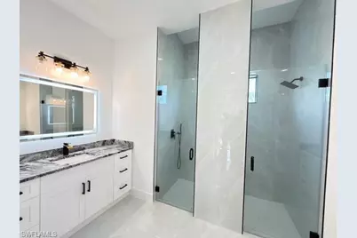 913 Glenn Ave, Lehigh Acres, FL 33972 - Photo 23