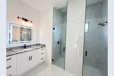 913 Glenn Ave, Lehigh Acres, FL 33972 - Photo 19