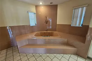 1221 SE 46th Ln, Cape Coral, FL 33904 - Photo 19