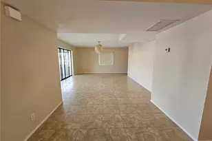 1221 SE 46th Ln, Cape Coral, FL 33904 - Photo 7