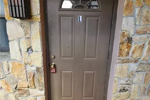 1221 SE 46th Ln, Cape Coral, FL 33904 - Photo 3