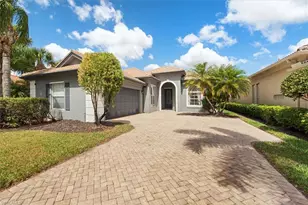2246 Heydon Cir W, Naples, FL 34120 - Photo 3