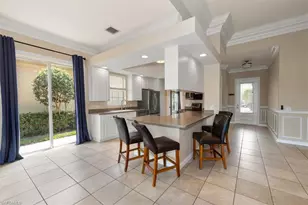 2246 Heydon Cir W, Naples, FL 34120 - Photo 11