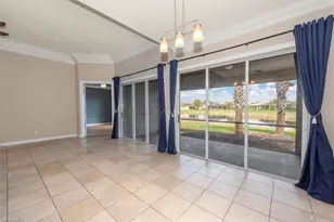 2246 Heydon Cir W, Naples, FL 34120 - Photo 9