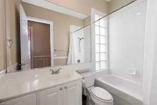 2246 Heydon Cir W, Naples, FL 34120 - Photo 25