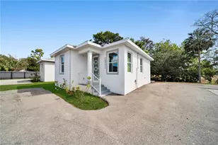 26951 N Riverside Dr, Bonita Springs, FL 34135 - Photo 3