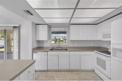 2119 SE 3rd St, Cape Coral, FL 33990 - Photo 13