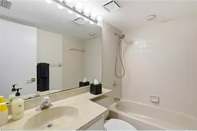 5585 Trailwinds Dr #314, Fort Myers, FL 33907 - Photo 27