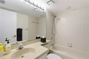 5585 Trailwinds Dr, Fort Myers, FL 33907 - Photo 27