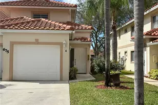 675 Luisa Ln, Naples, FL 34104 - Photo 21