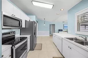 15552 Horseshoe Ln, Fort Myers, FL 33905 - Photo 9